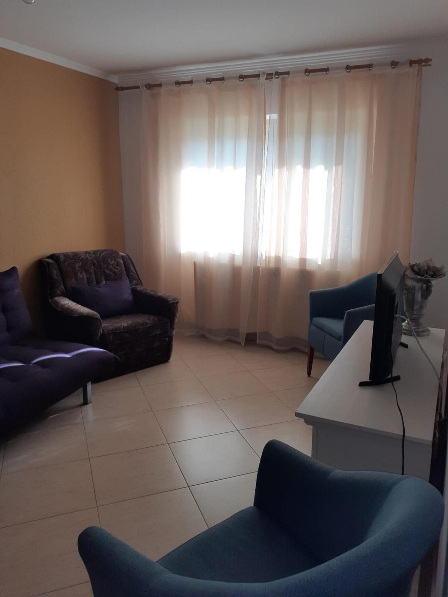 Apartament Cu 3 Camere La Poala Muntilor Fagaras วิกตอเรีย ภายนอก รูปภาพ