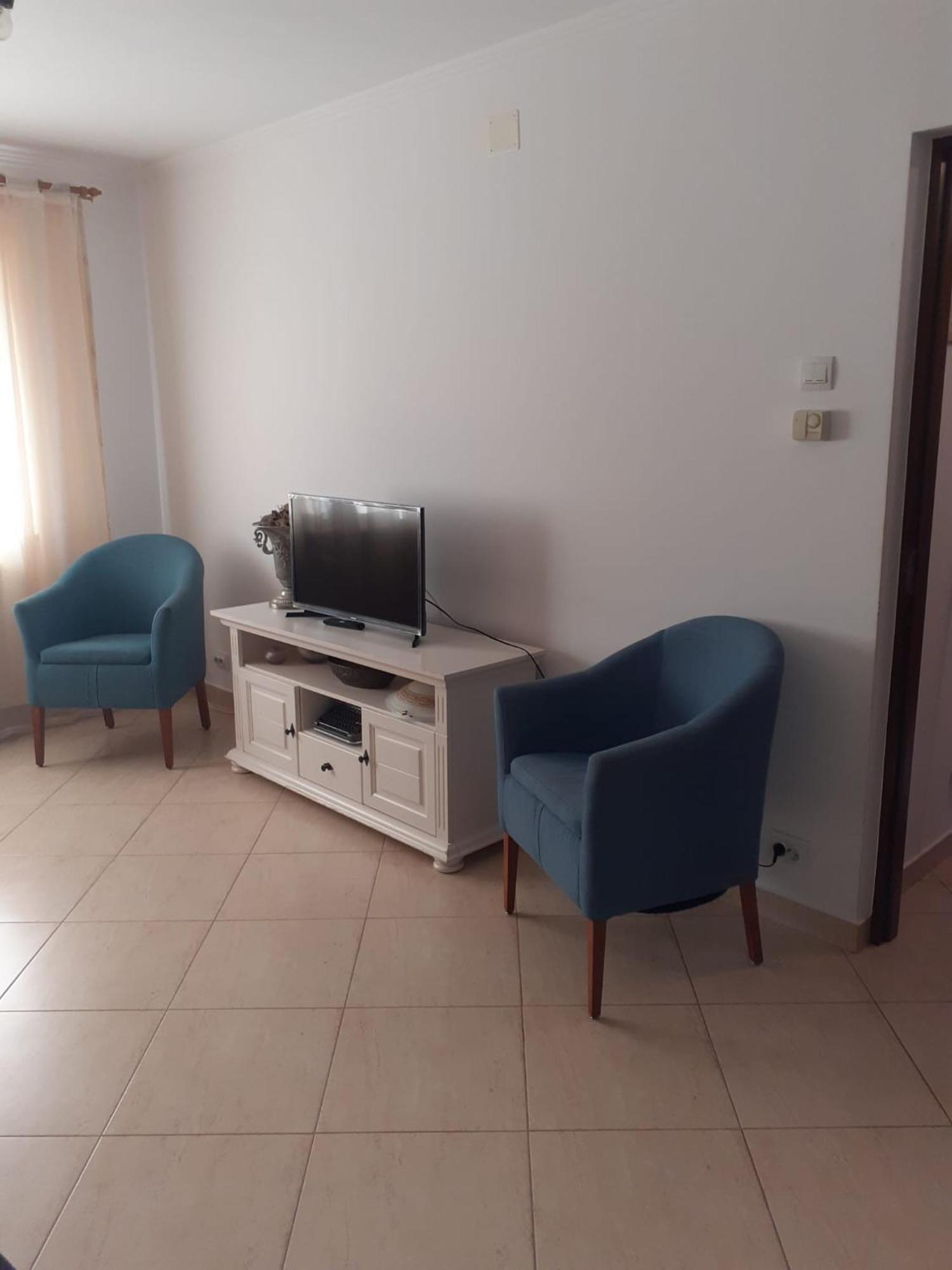 Apartament Cu 3 Camere La Poala Muntilor Fagaras วิกตอเรีย ภายนอก รูปภาพ