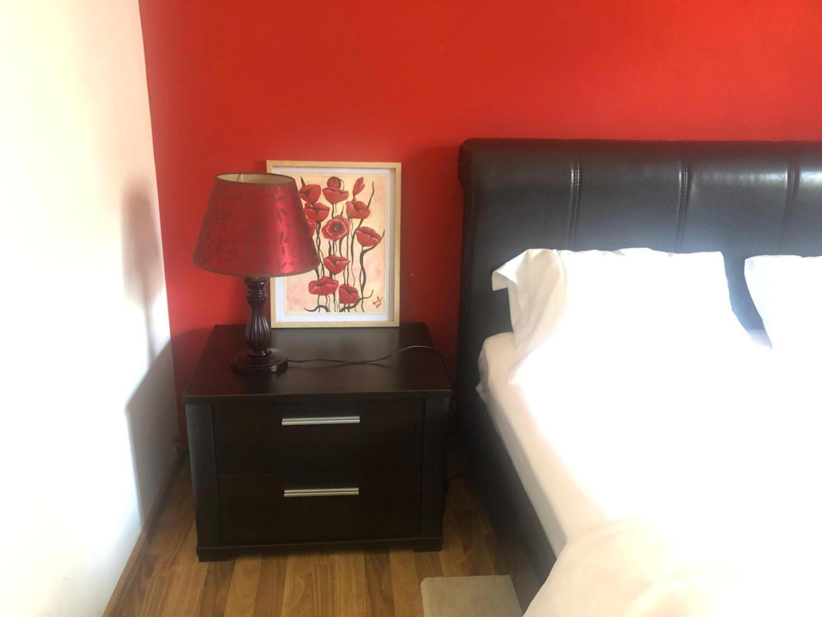 Apartament Cu 3 Camere La Poala Muntilor Fagaras วิกตอเรีย ภายนอก รูปภาพ