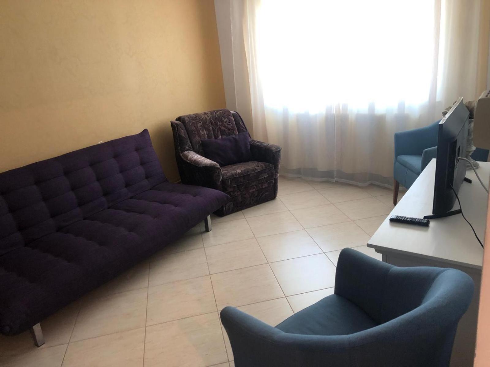 Apartament Cu 3 Camere La Poala Muntilor Fagaras วิกตอเรีย ภายนอก รูปภาพ